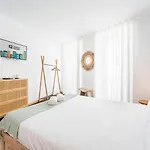 Guestready - Bright Duplex In Downtown Vendégház 3*