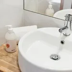 Guestready - Bright Duplex In Downtown Vendégház