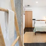 Guestready - Bright Duplex In Downtown Vendégház Porto