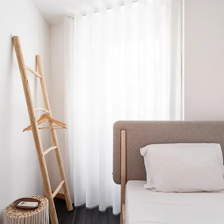 Guestready - Bright Duplex In Downtown Penzion