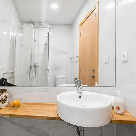 Penzion Guestready - Bright Duplex In Downtown