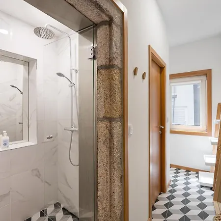 Guestready - Bright Duplex In Downtown Penzion 3*