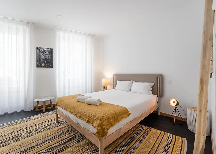 Guestready - Bright Duplex In Downtown