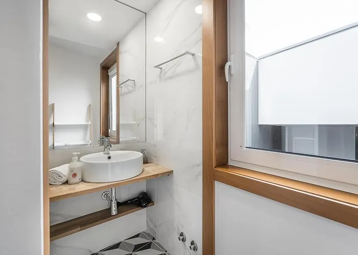 Guestready - Bright Duplex In Downtown Maison d'hôtes 3*