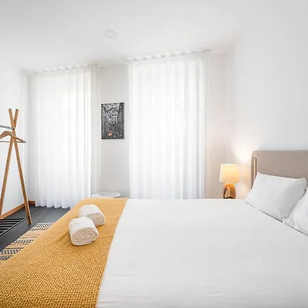 Pensjonat Guestready - Bright Duplex In Downtown