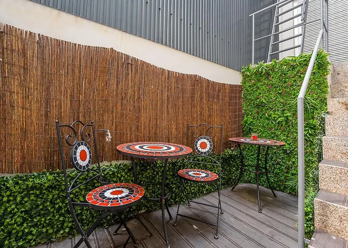 Guestready - Bright Duplex In Downtown Gæstehus Porto