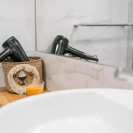 Guestready - Bright Duplex In Downtown 3*