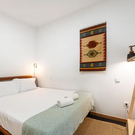 Guestready - Bright Duplex In Downtown 포르투