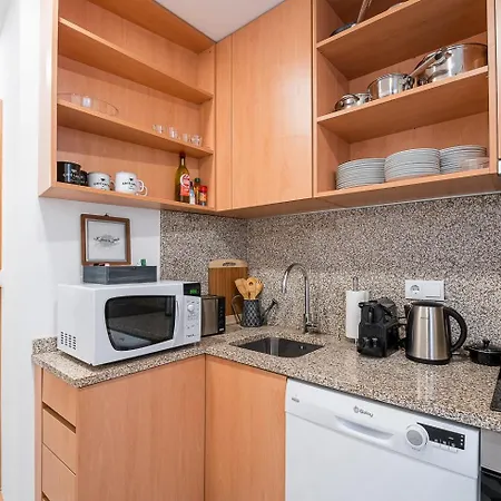 Πανσιόν Guestready - Bright Duplex In Downtown Πόρτο