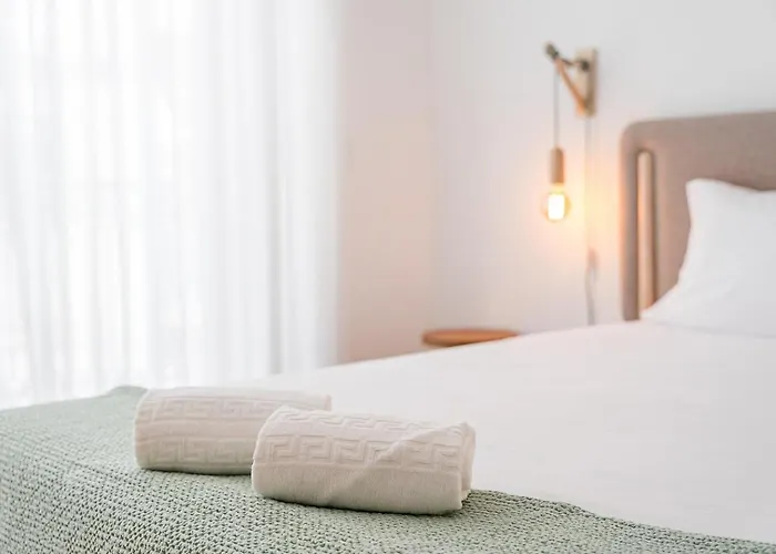 Guestready - Bright Duplex In Downtown Πανσιόν