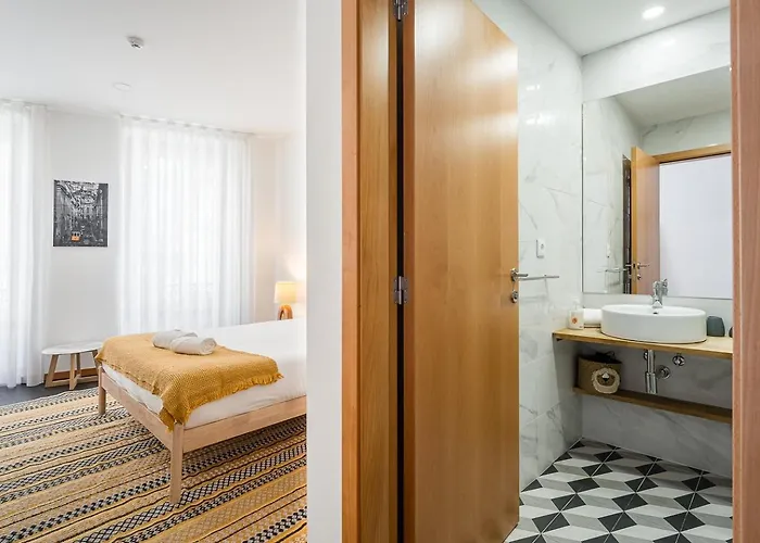 Πανσιόν Guestready - Bright Duplex In Downtown