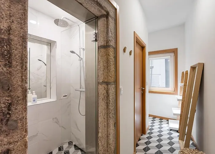 Guestready - Bright Duplex In Downtown Πανσιόν 3*